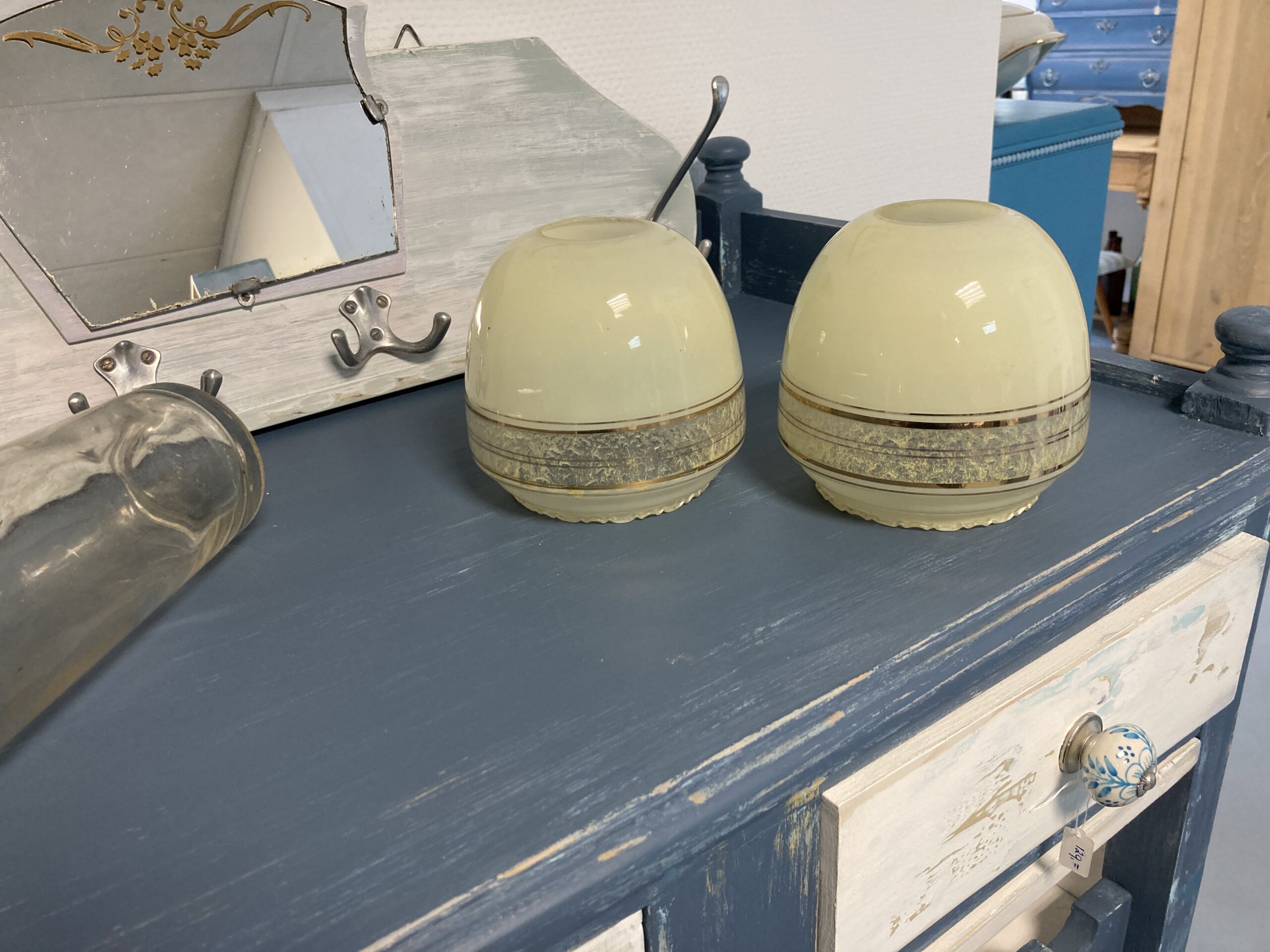 Blue Moon Vintage - Vintage glazen lampenkapjes